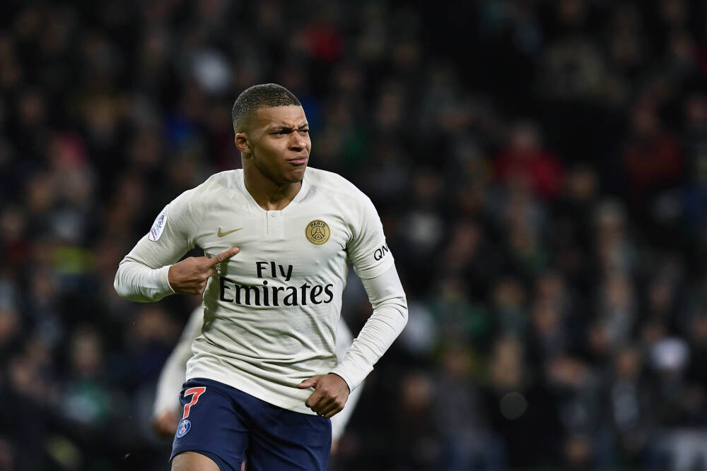 2030年前首次登月目标